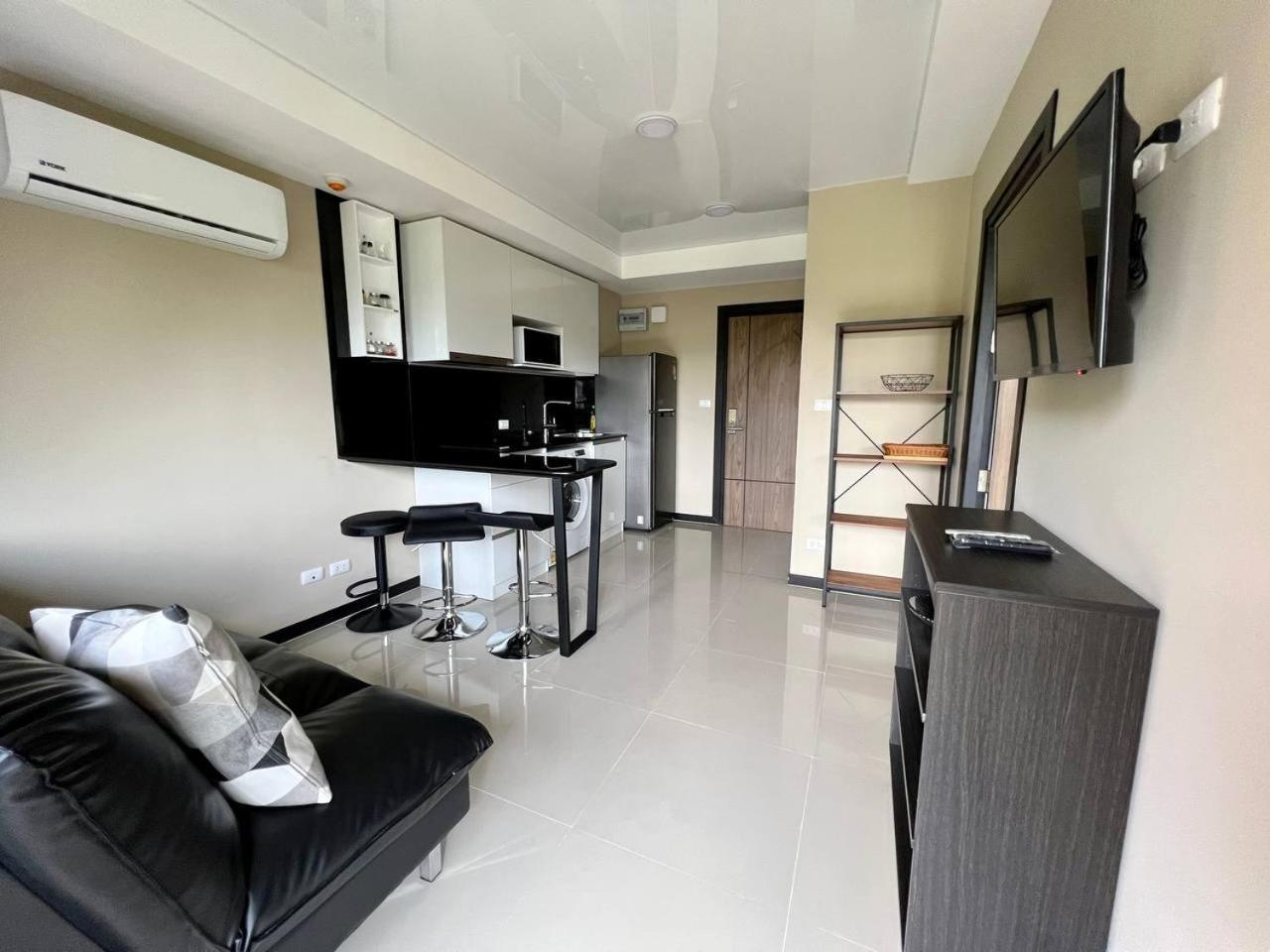 Naiharn Pearl Condo Hotel By Villacarte Nai Harn Rum bild