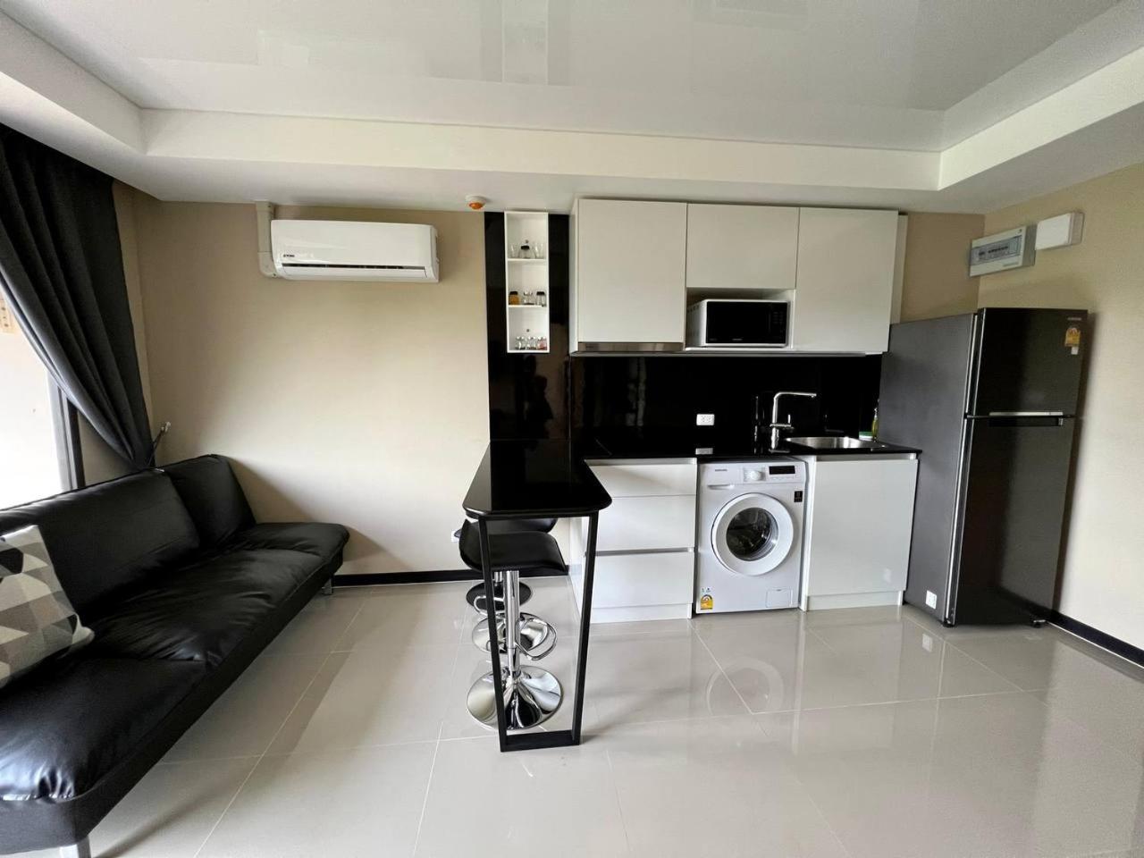Naiharn Pearl Condo Hotel By Villacarte Nai Harn Rum bild