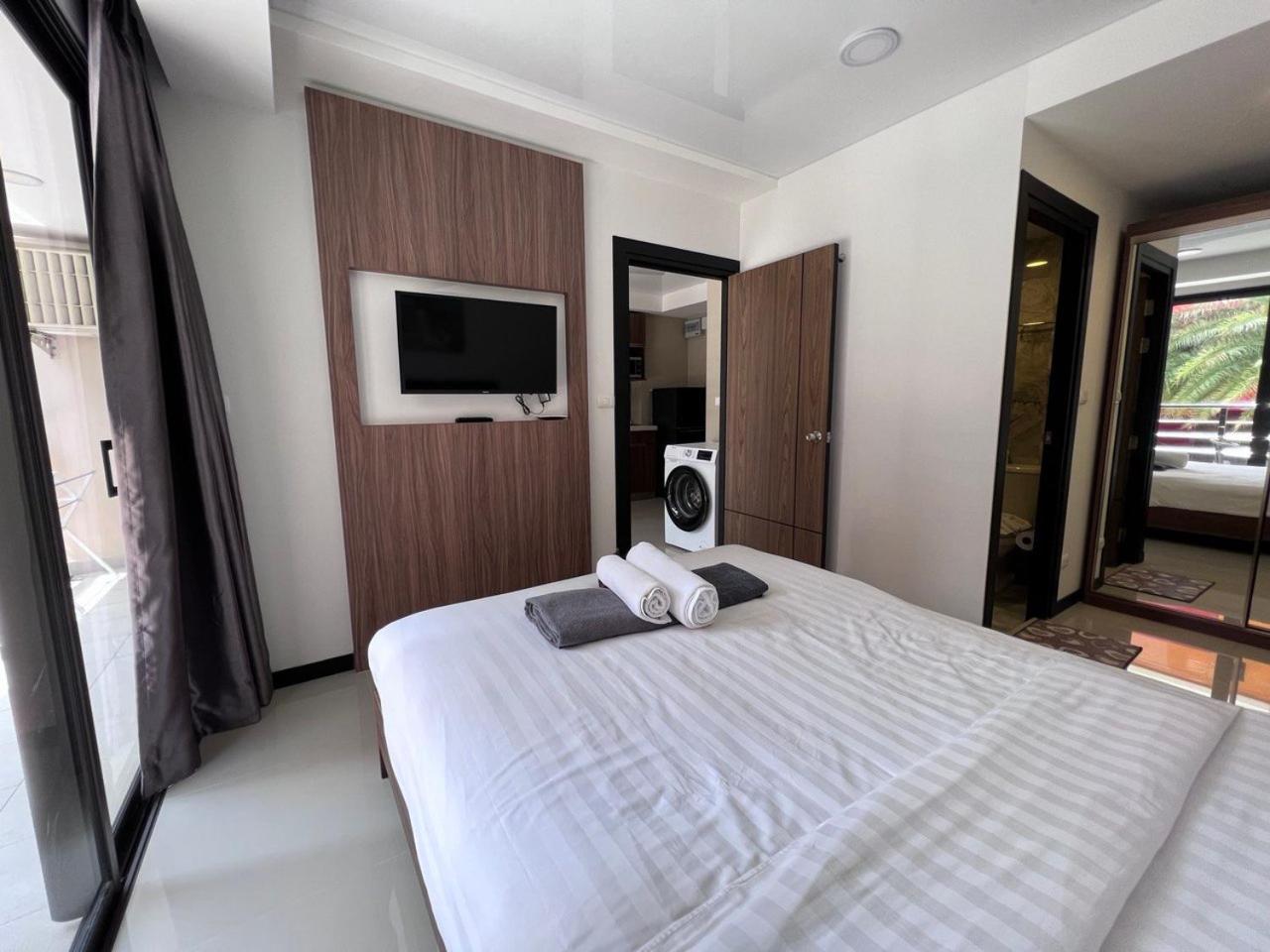 Naiharn Pearl Condo Hotel By Villacarte Nai Harn Rum bild